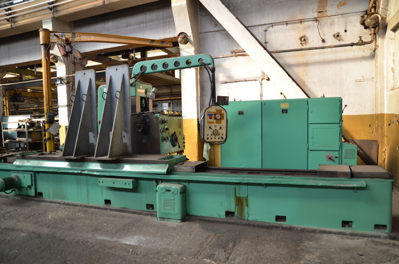 Portálová frézka FRH 6x30 – pohľad 1